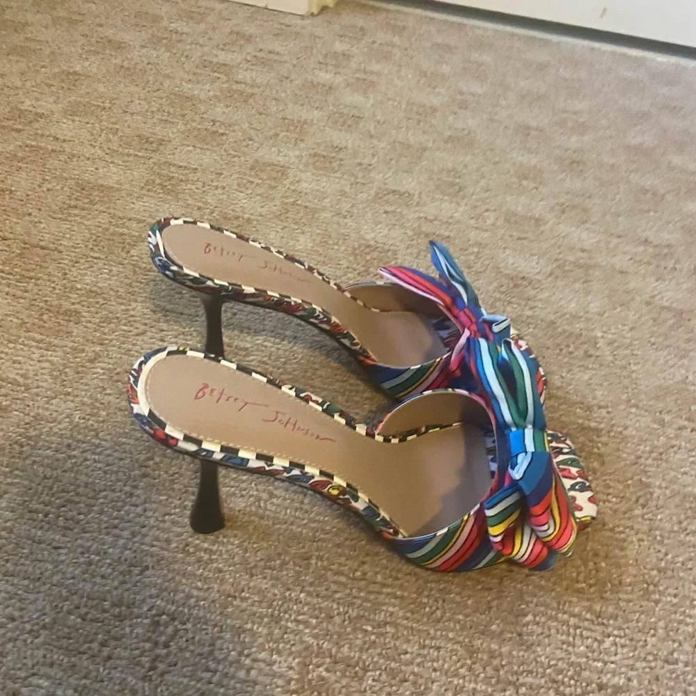 COPY - Betsy Johnson - Picture 2 of 5